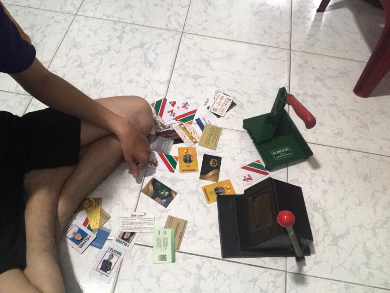 Xuong-in-the-nhan-vien-HCM-1