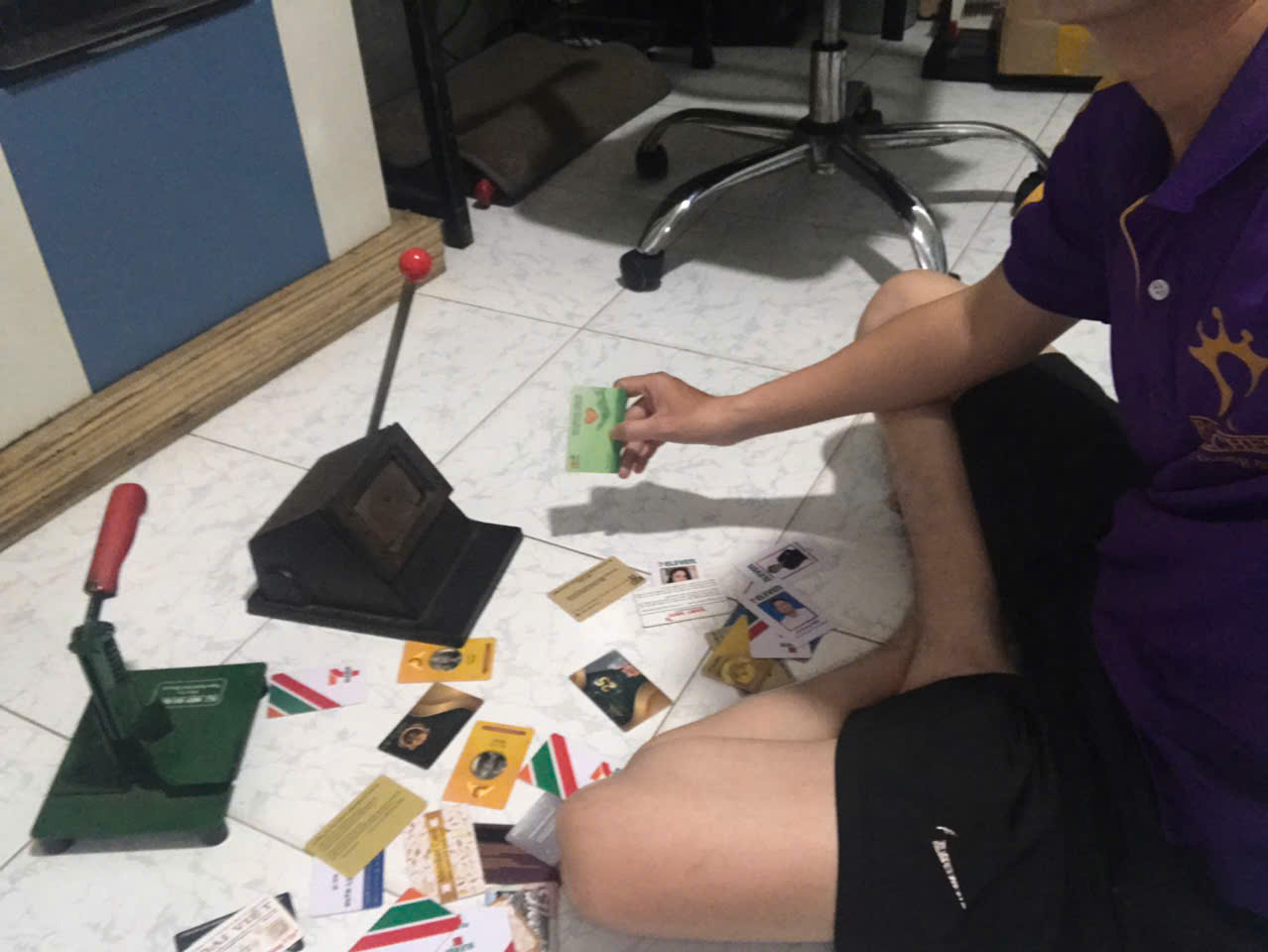 Xuong-in-the-nhan-vien-HCM