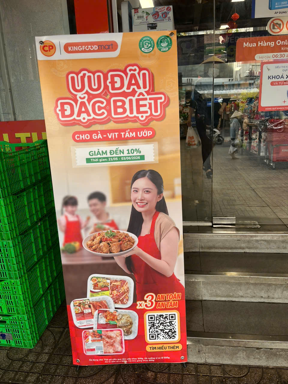 in standee hội chợ 4 in-standee-khuyen-mai